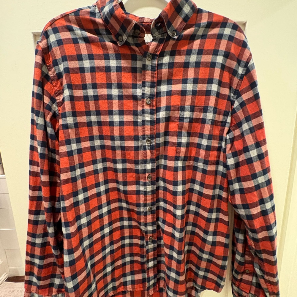 Goodfellow & Co Red and Navy Plaid Shirt